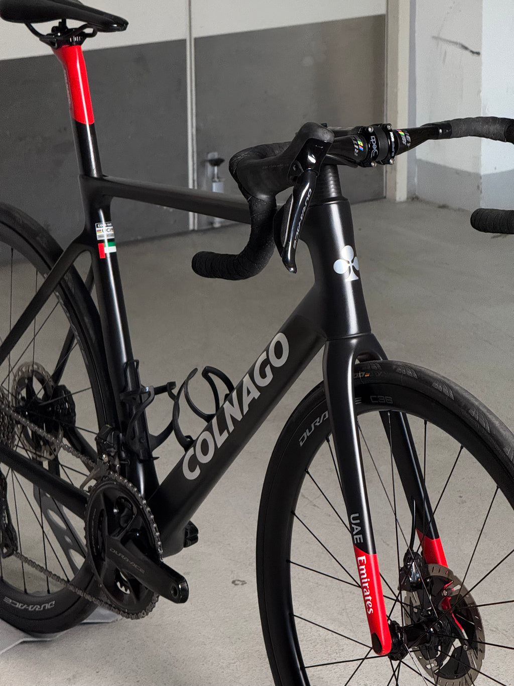 Colnago V4RS Dura Ace team UAE 2024