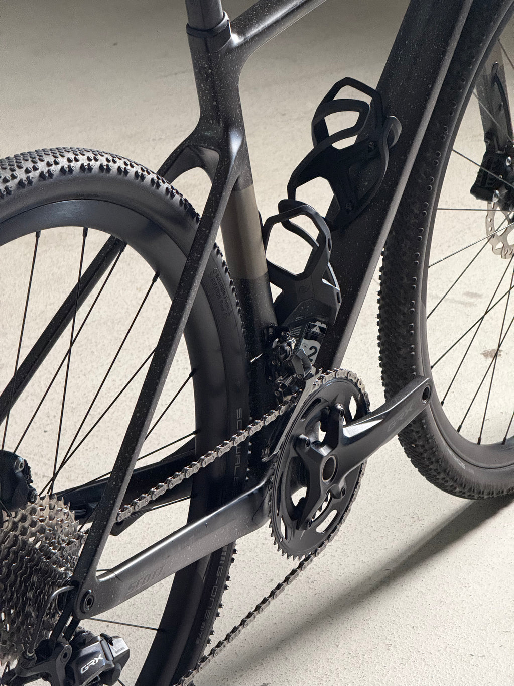 Scott Addict gravel 40 black 2024
