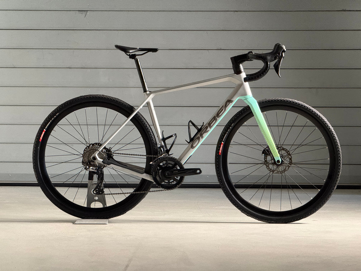 Orbea Terra M30 silver green 2023